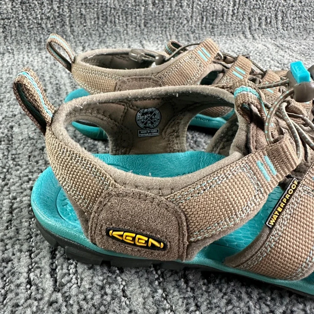 Keen Clearwater CNX Womens 7 Brown Turquoise Waterproof Hiking Sandals 1010997